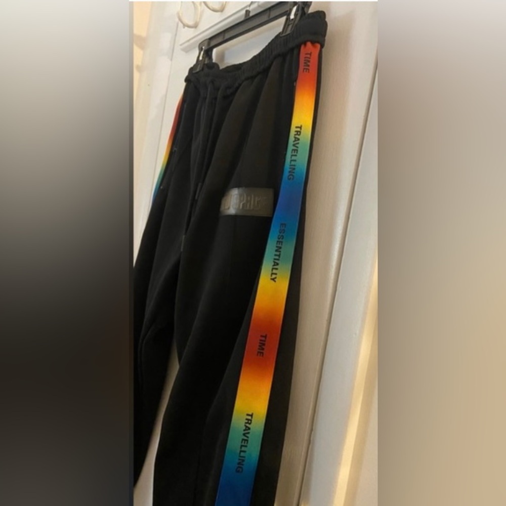OFF WHITE Jogger - Picture 5 of 8